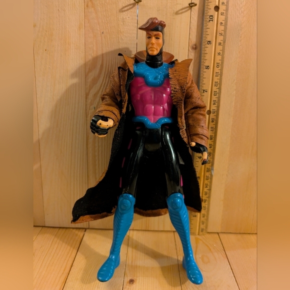 Gambit Vintage Uncanny X-Men 10"Action Figure with Brown Coat and Blue Accents - Picture 1 of 5